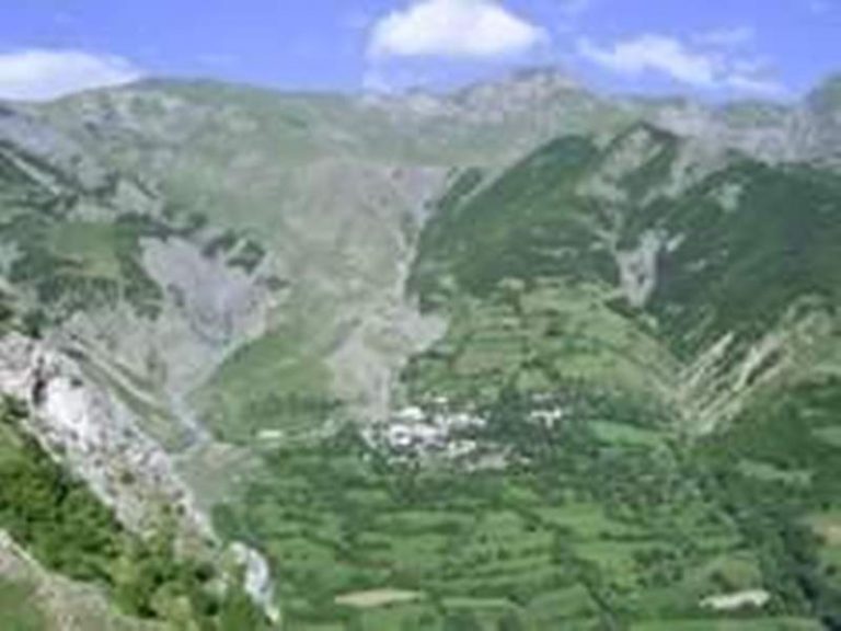 6 turistë rrezikohen nga rrufeja në Dibër, i shkon në ndihmë piolicia