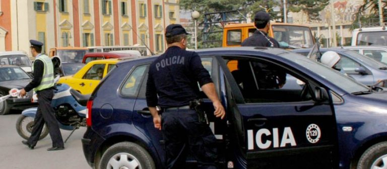 Arrestohen dy policët që dhunuan gazetarët, ishin të dehur