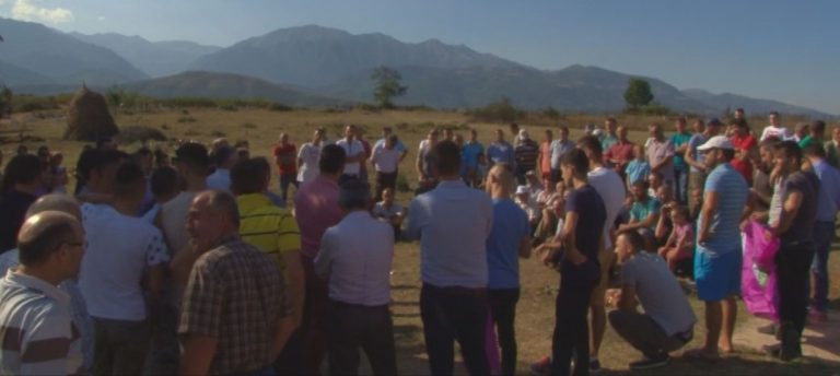 Kandidati i së majtës Muharem Rama zhvilloi takimet elektorale në fshatrat Kishavec, Limjan e Kander të njësisë administrative Kastriot.