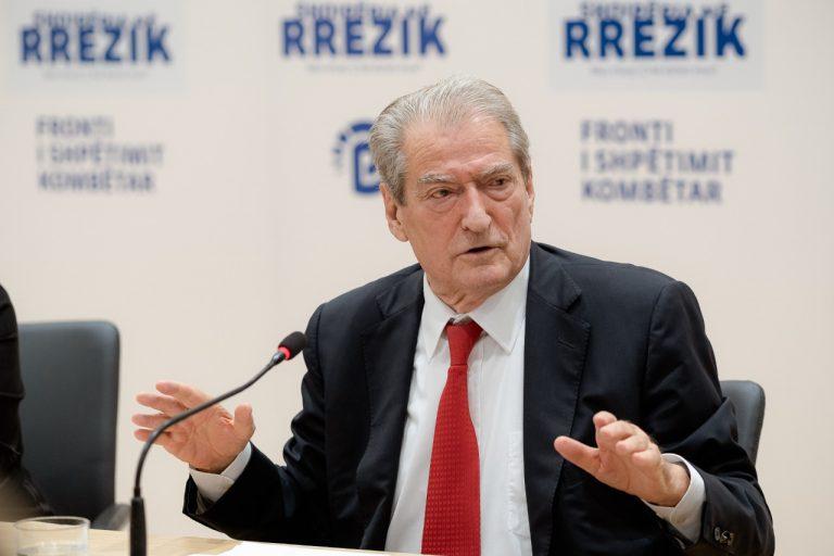 Berisha i përgjigjet Ramës për kontrollin e pasurisë së pedagogëve: Do ia bëjmë ne Vetting-un e Surrelit