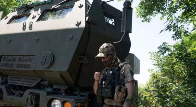 “Nëse Amerika tërhiqet, Putini mund të rrëmbejë fitoren”/ BBC: A mund të ndryshojë lufta në Ukrainë nga zgjedhjet në SHBA?