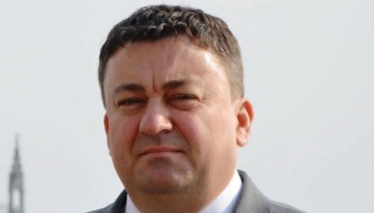 “Masakër e trilluar”/ Zyrtari i Listës serbe, Ivan Todosijeviç dënohet me një vit burg lidhur me deklaratat për Reçakun