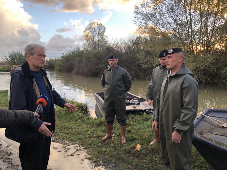 “Përmbytja është qeveritare”, Rama i përgjigjet akuzave të Berishës: Si mund të ketë…