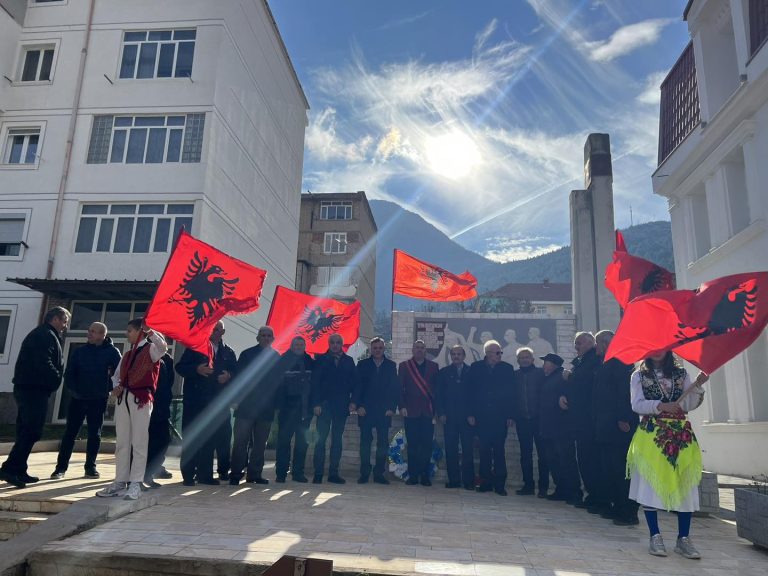 FOTO – 78-vjetori i Çlirimit, si u festua në Bulqizë