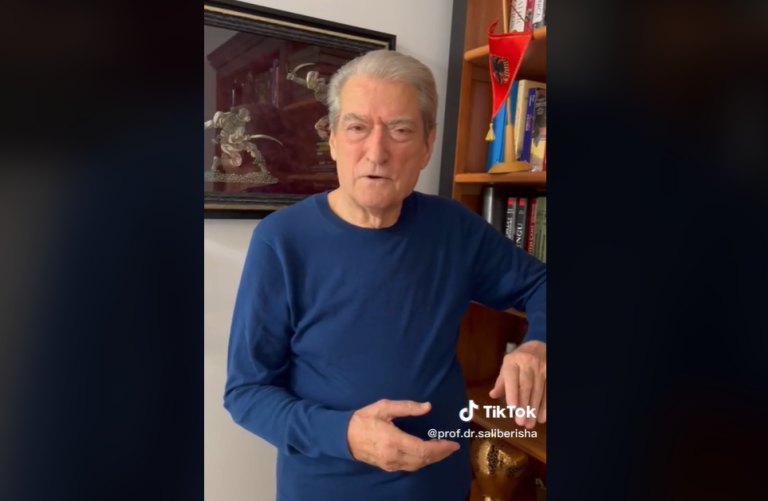 VIDEO – Berisha reagon në Tik-Tok për protestën e 12 Nëntorit: Jemi njerëz të rekordeve