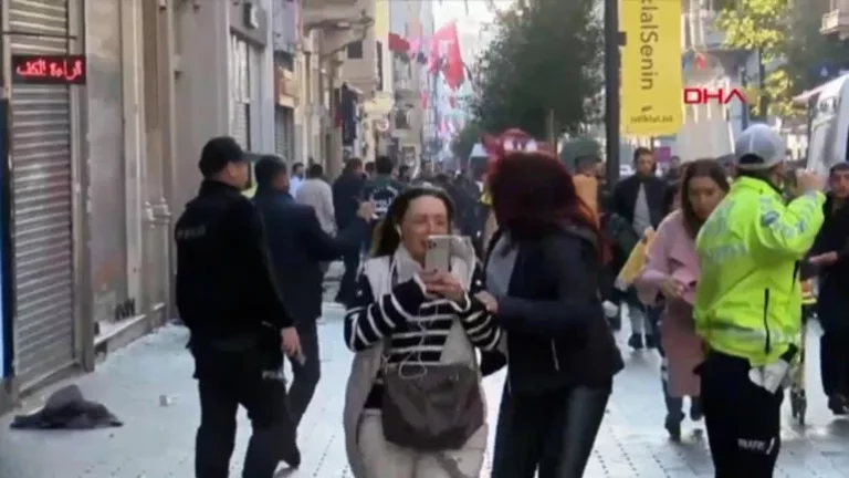 Kaos dhe frikë në Stamboll, raportohet për viktima dhe të plagosur pas një shpërthimi