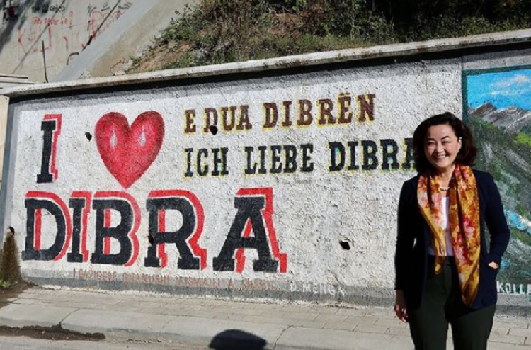 Yuri Kim viziton Dibrën: Veriu i Shqipërisë është i mrekullueshëm