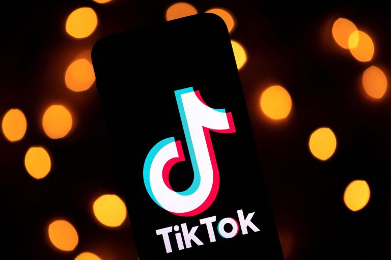 Kompania kineze pranon se përdori të dhënat e TikTok-ut për të gjurmuar gazetarët