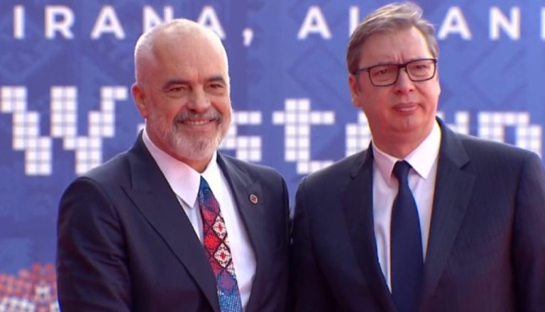 “Serbia është shumë pranë Rusisë”, Vuçiç flet para nisjes së Samitit: I dimë detyrimet tona