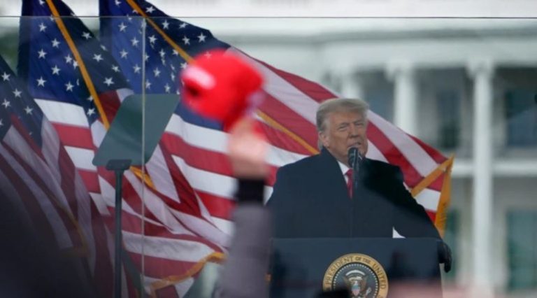 Ish-nënpresidenti Pence dëshmon para jurisë së madhe në procesin hetimor ndaj zotit Trump