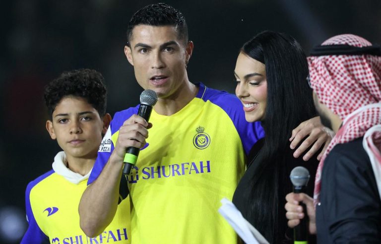 CR7 dhe Georgina Rodriguez thyejnë ligjet në  Arabinë Saudite