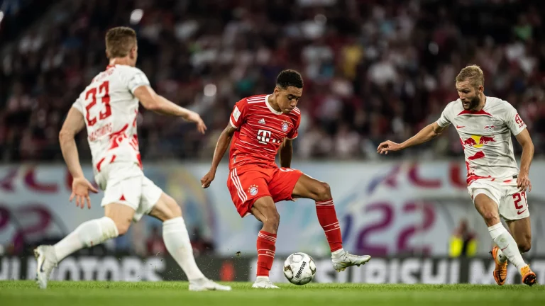 Bayern barazon me Leipzig