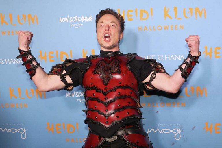 Elon Musk thyen rekordin për humbjen më të madhe të pasurisë në histori