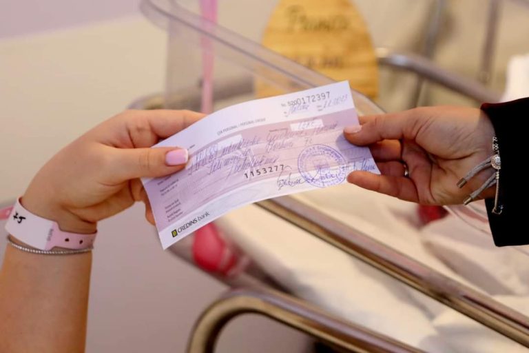 Lindin 11 fëmijë në natën e ndërrimit të viteve