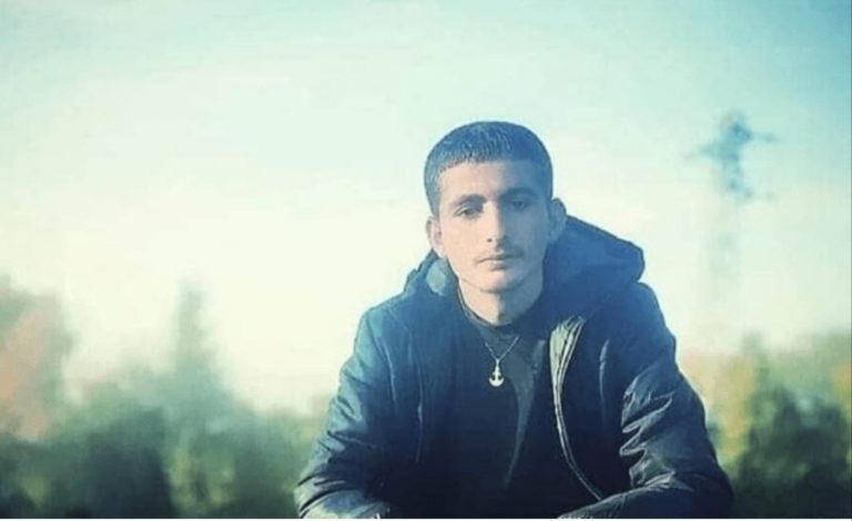 Ndërroi jetë pas zjarrit masiv në godinën ku jetonte, kush është adoleshenti shqiptar që jetonte i vetëm në Itali