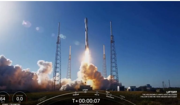 Lëshohen në hapësirë satelitët Albania 1 dhe 2