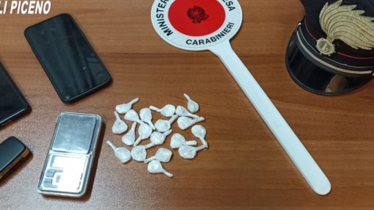 U kap me doza kokaine gati për shitje, arrestohet i riu shqiptar në Itali