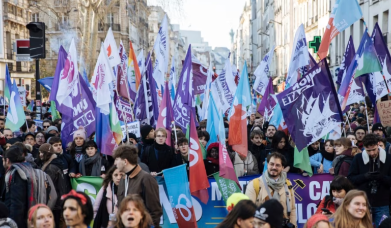 Pse po përballen Macron dhe sindikatat për pensionet?
