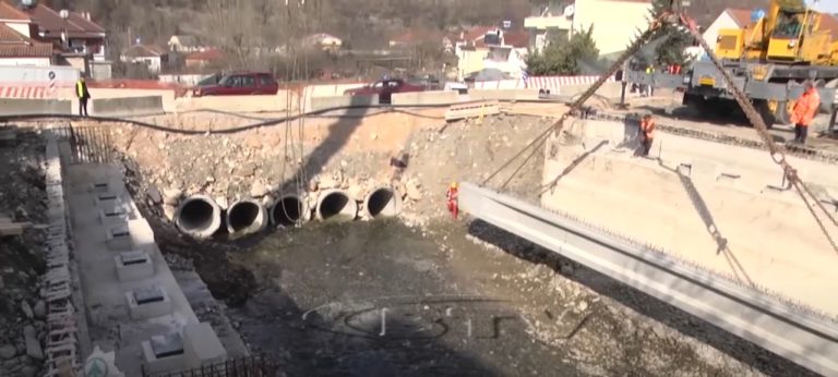 Klos/ Një punëtor humb jetën në kantierin e ndërtimit në hyrje të qytetit