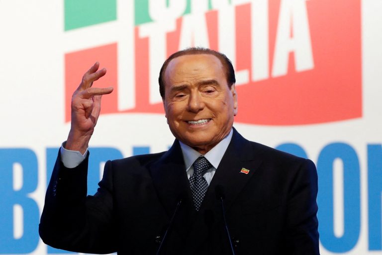Itali/ Ndërron jetë në moshën 86-vjeçare ish-kryeministri Silvio Berlusconi