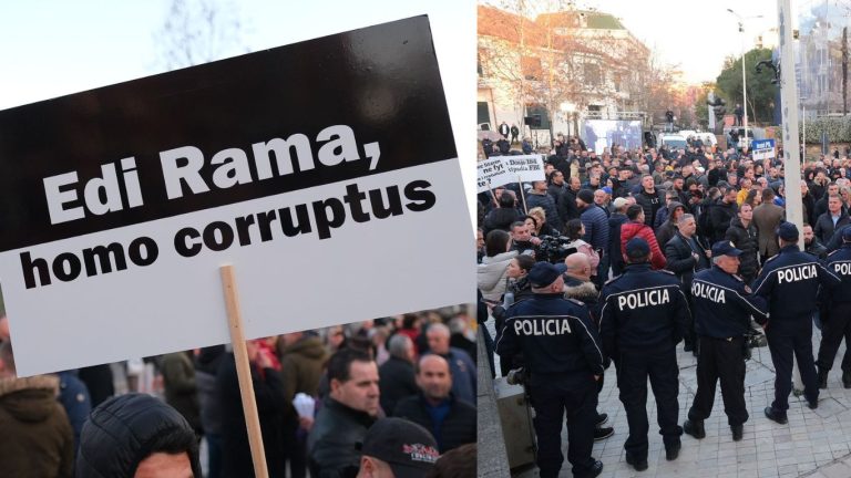 “Këtu, vendi i shqiptarëve”/ Protestuesit thirrje policisë: Dorëzoni uniformat e kapelet