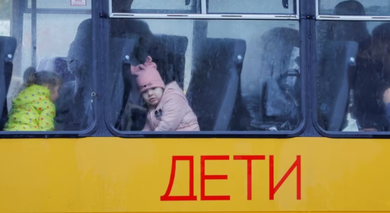 Si mbijetuan dhjetëra jetimë ukrainas nën pushtimin rus?