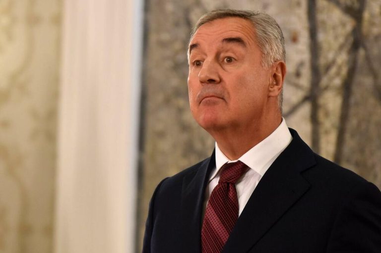 Mali i Zi shkon në zgjedhje të parakohshme, Presidenti Gjukanoviç shpërndan Parlamentin