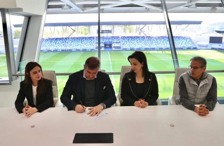 Tashmë zyrtare, klubi i Manchester Cityt do të ketë akademi futbolli në Durrës