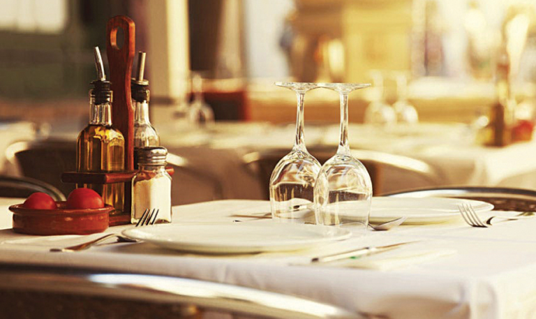 Nuk kanë të ndalur rritjet e çmimeve, shtrenjtohen 20 deri 30% produktet në restorante