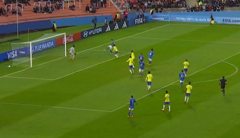 Botërori U20, Italia mund Brazilin