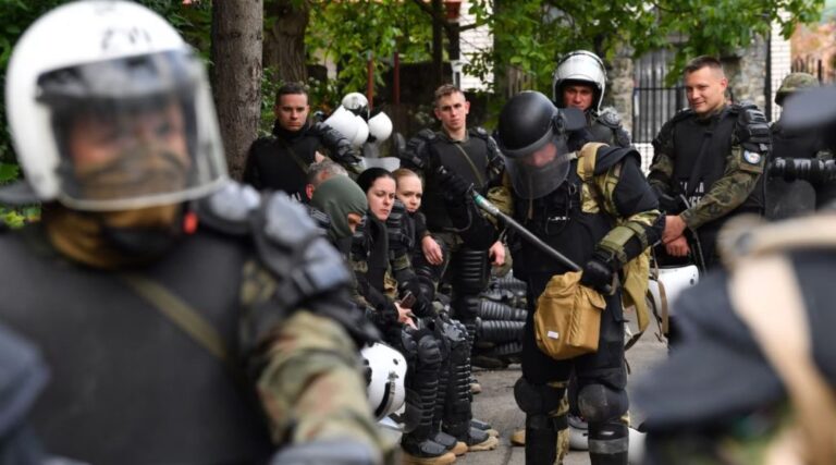 Tërhiqet 50% e policisë nga veriu i Kosovës