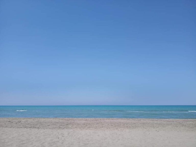 Temperaturat shkojnë deri në 34°C, mësoni parashikimin e motit për ditën e sotme