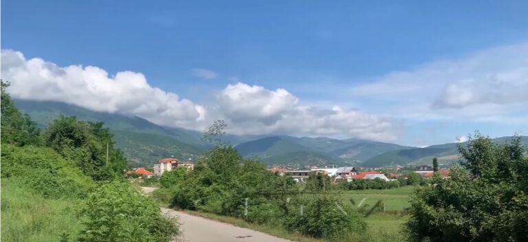 Bulqizë: Ende pa zgjidhje Ujësjellësi i Gjoricës, banorët i rikthehen puseve dhe burimeve natyrale