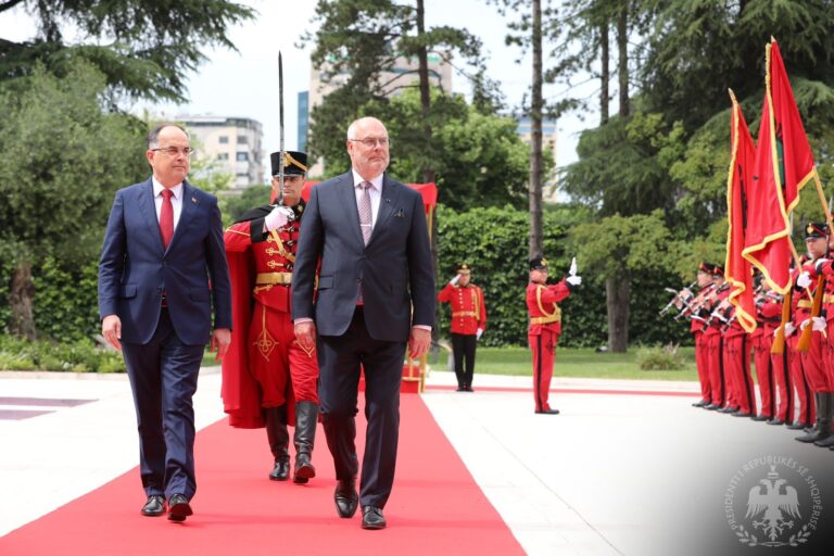 Tensionet në veri të Kosovës, Begaj: Dhuna nuk është zgjidhja, i vetmi opsion duhet të jetë dialogu