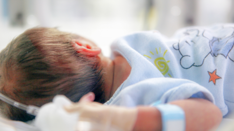 2022, gati gjysma e bonusit të bebeve shkoi për fëmijët e lindur jashtë vendit