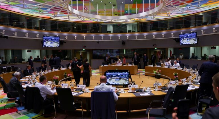 Dita e dyta e samitit të BE-së: Duhet çtensionuar shpejt situatën në Kosovë