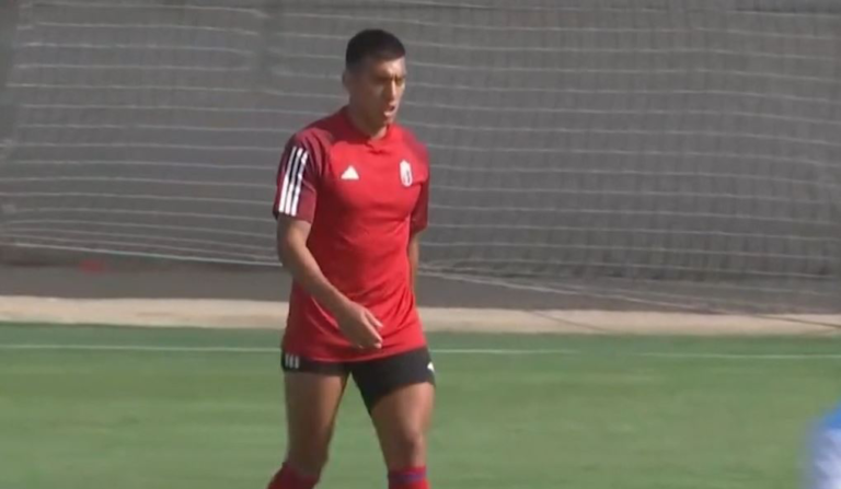 Myrto Uzuni shënon në miqësore