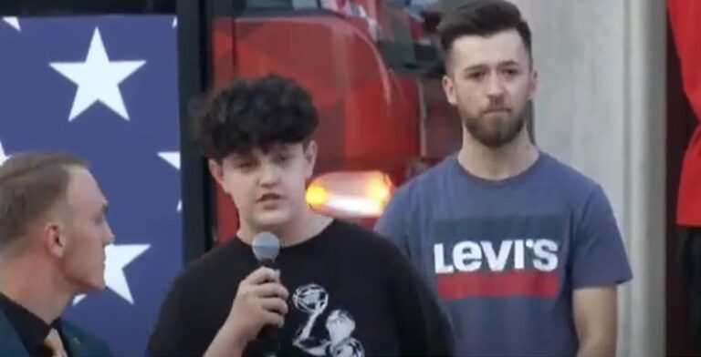 “Jam Bill Clinton i Kosovës”, të rinjtë surprizojnë ish-presidentin e SHBA tregojnë se kanë emrin e tij