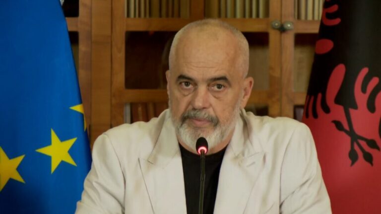 Kadastra online, Rama: Fluks pune, pa sportel e pa shans për rryshfet…