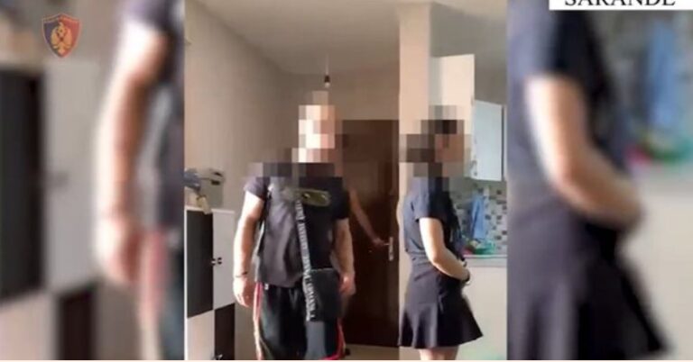 VIDEO/ Dyshohet se mbajti peng gjashtë pushues italianë, arrestohet 59-vjeçari në Sarandë