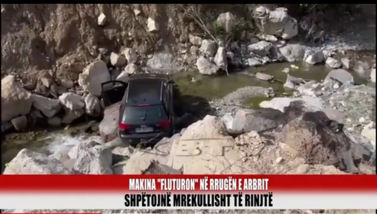 Aksident në rrugën e Arbrit, shpëtojnë mrekullisht dy të rinjtë
