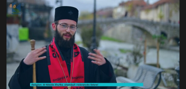 Besimtari s’ka gangsterllëk”/ Prifti komenton përfshirjen e Feros në fe!