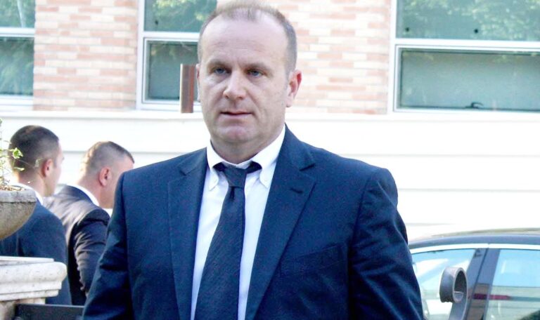 SPAK sekuestron 5512 m2 truall në pronësi të Artan Gaçit, bashkëshortit të ish-Ministres Olta Xhaçka