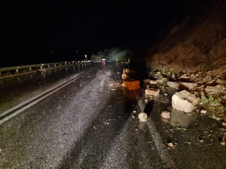 Stuhia “Ciaran” goditi edhe Shqipërinë, reagon Rama: Të gjitha strukturat shtetërore në terren, evitoni lëvizjet e panevojshme