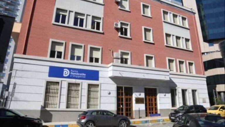 Këshilli i Mandateve miratoi kërkesën e SPAK për Berishën, reagon PD: Nuk mund të fshihet më pas mashtrimeve ordinere