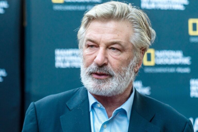 SAG-AFTRA mbron Alec Baldwin: Detyra e aktorit nuk është të jetë ekspert i armëve të zjarrit