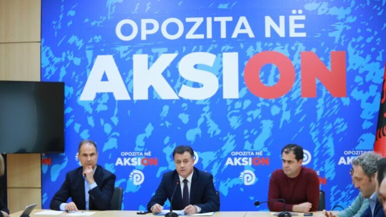 Berisha në ‘arrest shtëpie’, Rithemelimi mbledh Kryesinë në selinë e PD-së. Noka: Do të përgjigjemi me mosbindje civile!