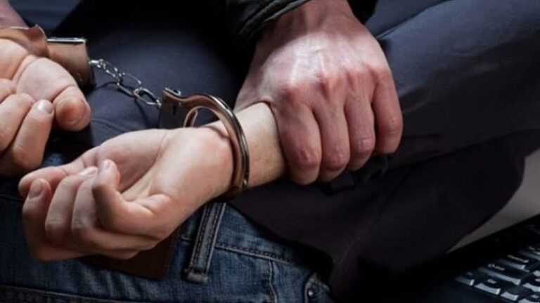 Lëvizte me automjet në sens të kundërt duke rrezikuar jetën e shoferëve të tjerë, pranga 32-vjeçarit në Kukës