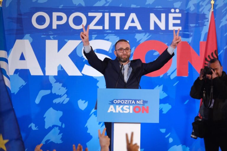 Rama mbjell frikë’, Bardhi: Në kulla pastrohen para, Shqipëria do bëhet vend i mundësive