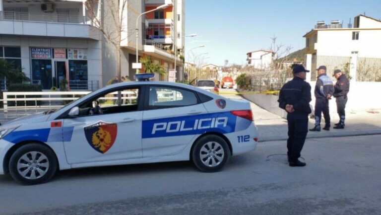 Të shtëna me armë zjarri në Koplik, një i plagosur